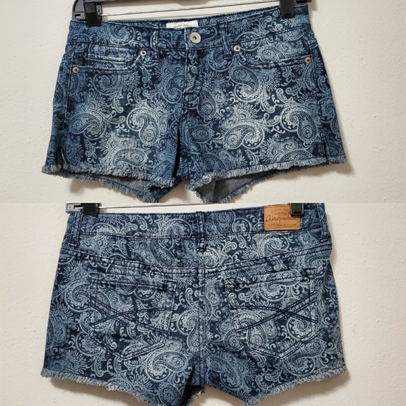 Aeropostale Pants - Aeropostale Paisley Stone Washed Shorts